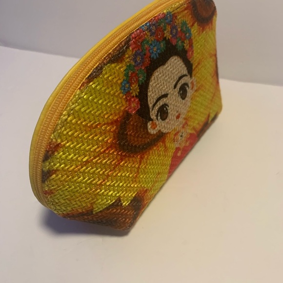 ❤️ Frida Kahlo Yellow Patterned Women's Cosmetics Bag 10”x6.5” - Picture 8 of 9
